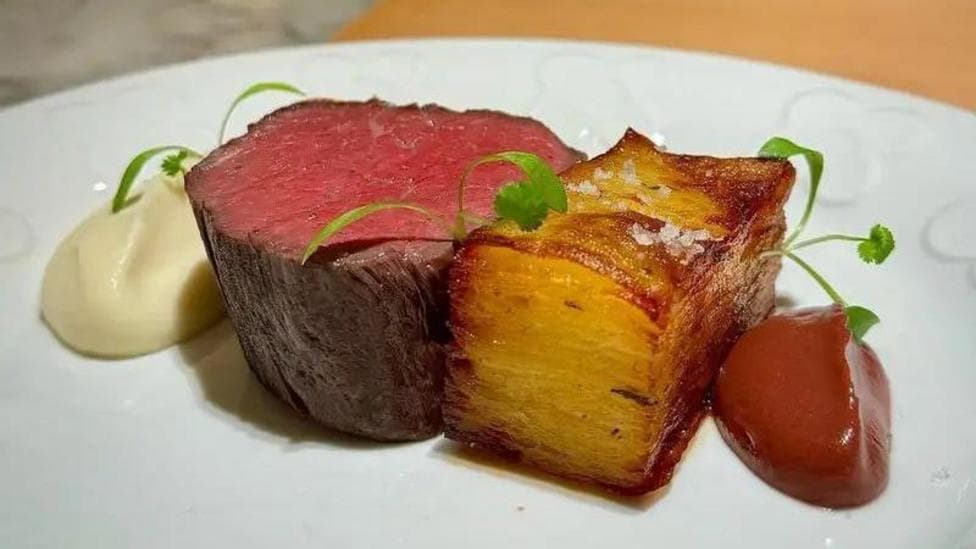 What are professional footballers tucking into at Christmas?