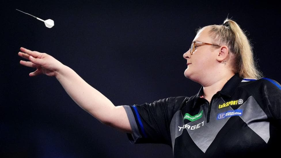 Gurney beats Greaves in decider at PDC Worlds