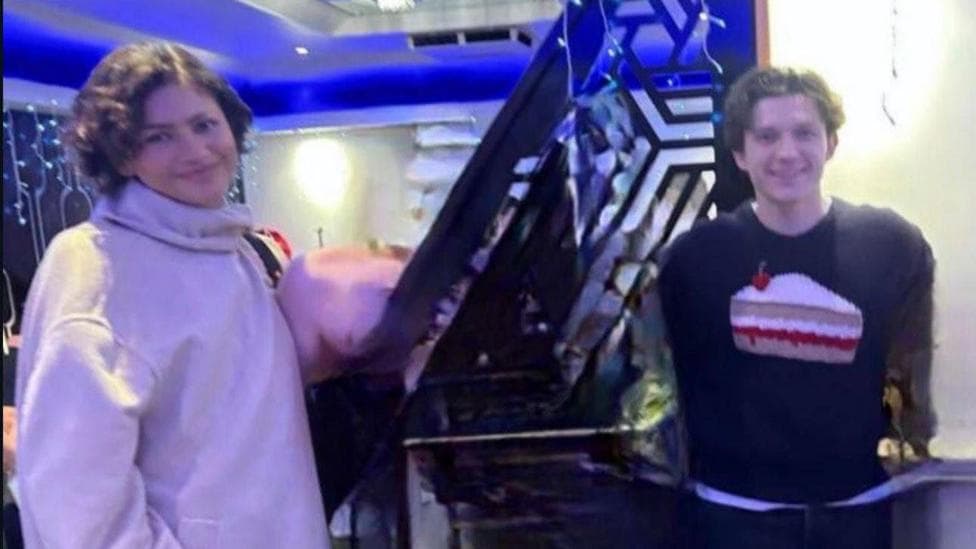 Zendaya and Tom Holland in surprise curry house stop